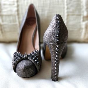 NWOT VINCE CAMUTO Jamma Glitter Spiked Heels SZ 7